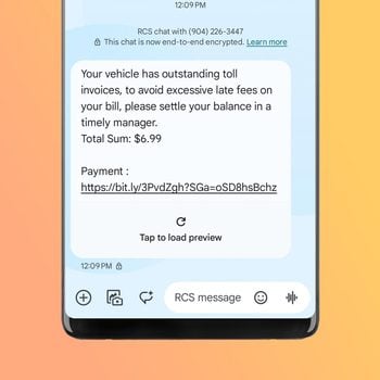 A scam text on Android that says "Your vehicle has outstanding toll invoices, to avoid excessive late fees on your bill, please settle your balance in a timely manager. Total Sum: $6.99" with a fake payment link